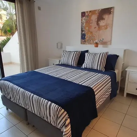 Parque Santiago 2 Luxery 2 Bedroom Appartement *